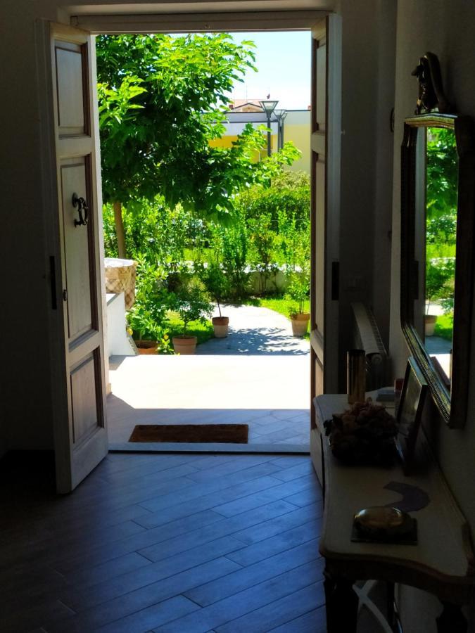 B&B Villa La Bouganville Camaiore Kültér fotó