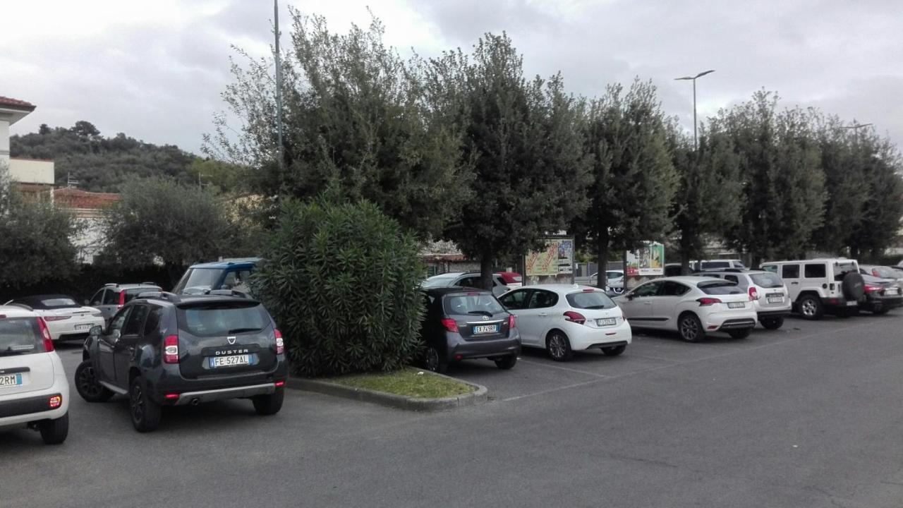 B&B Villa La Bouganville Camaiore Kültér fotó
